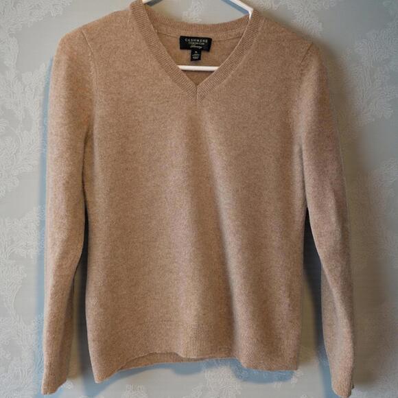 Charter Club Sweaters - Charter Club Luxury Beige 100% Cashmere V-Neck Sweater Petite Large comfort warm